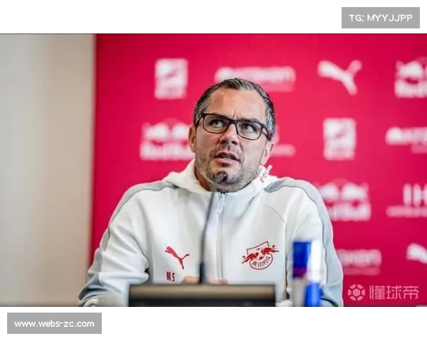 RB莱比锡4-2战胜波鸿，西蒙斯独造三球